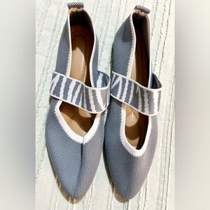Gray flats